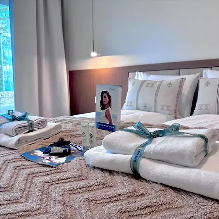 Vidok White Glove Sloneczna Polana Appartement *